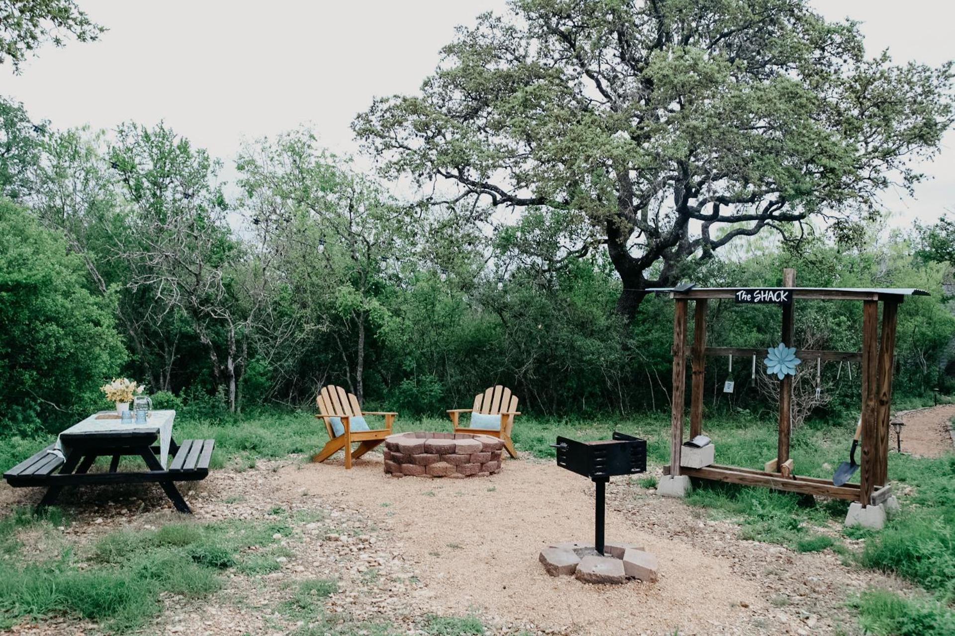 The Maverick: A-Frame W/ Hammock And Tree Top View New Braunfels Dış mekan fotoğraf