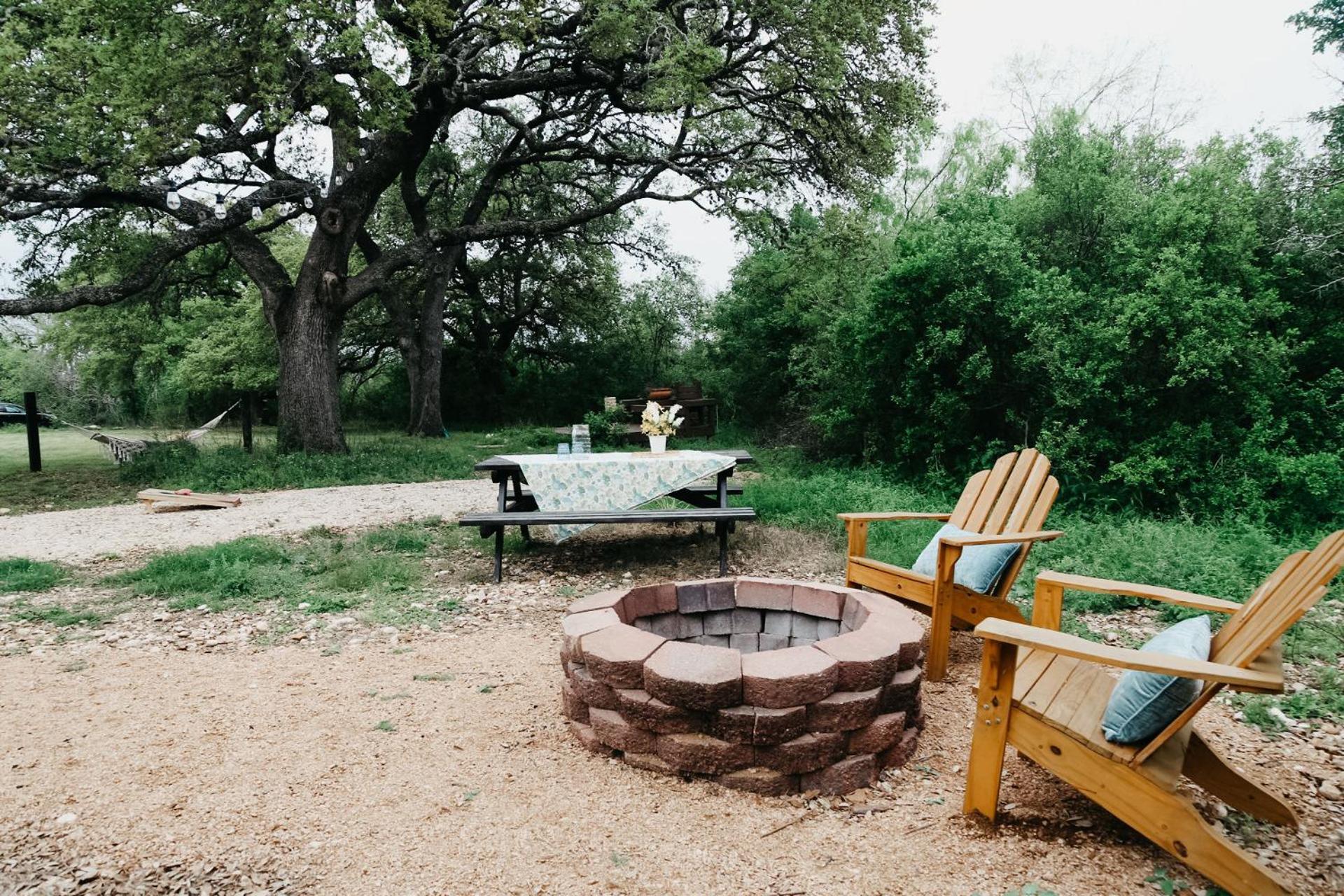 The Maverick: A-Frame W/ Hammock And Tree Top View New Braunfels Dış mekan fotoğraf